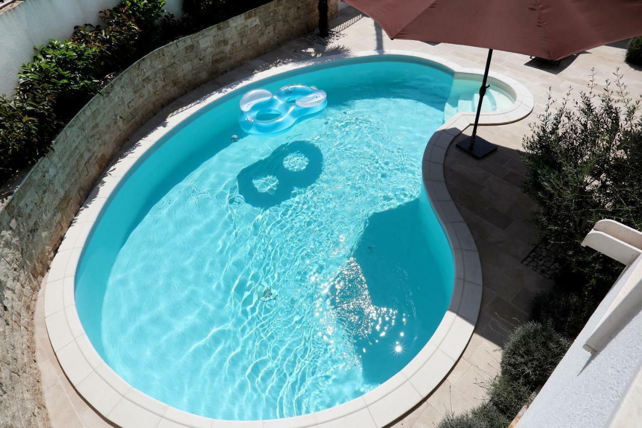 Apartments Sakal Trogir Exterior foto
