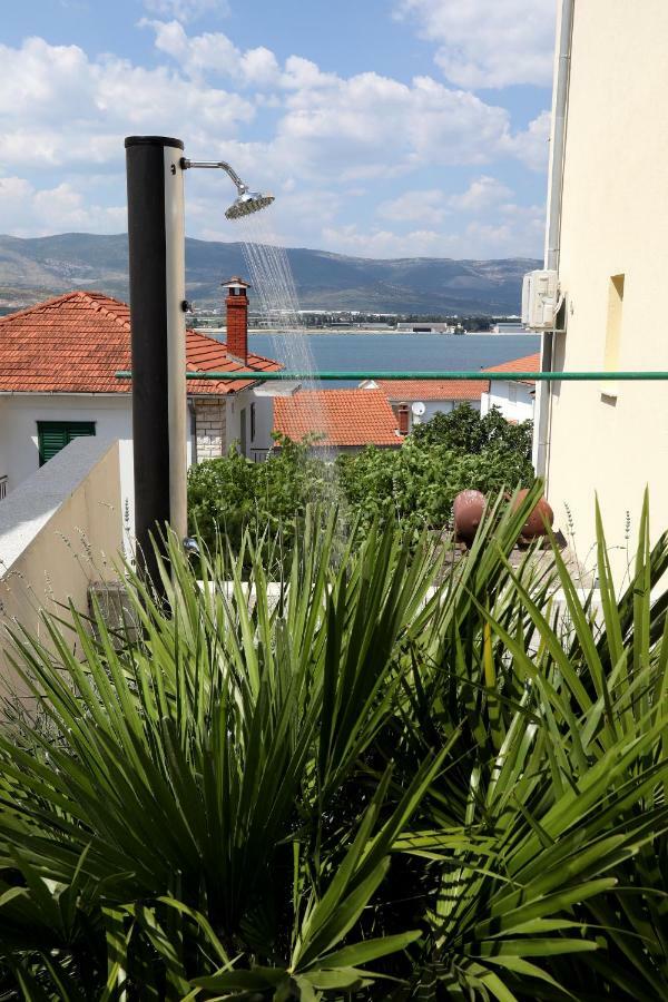Apartments Sakal Trogir Exterior foto